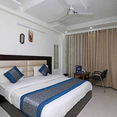Hotel O Sweet Palace New Delhi Exterior photo